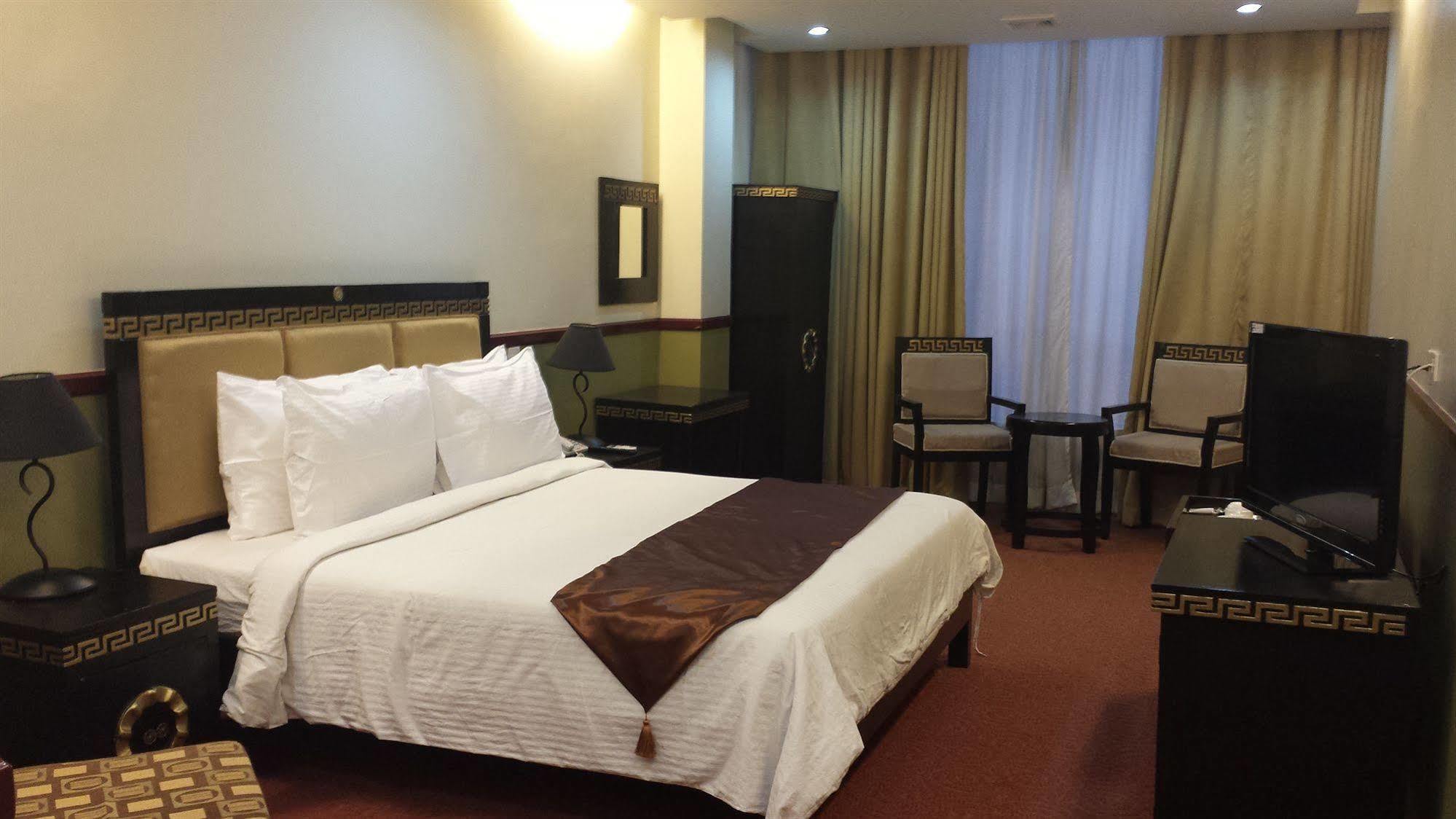 Manila Crown Palace Hotel Extérieur photo
